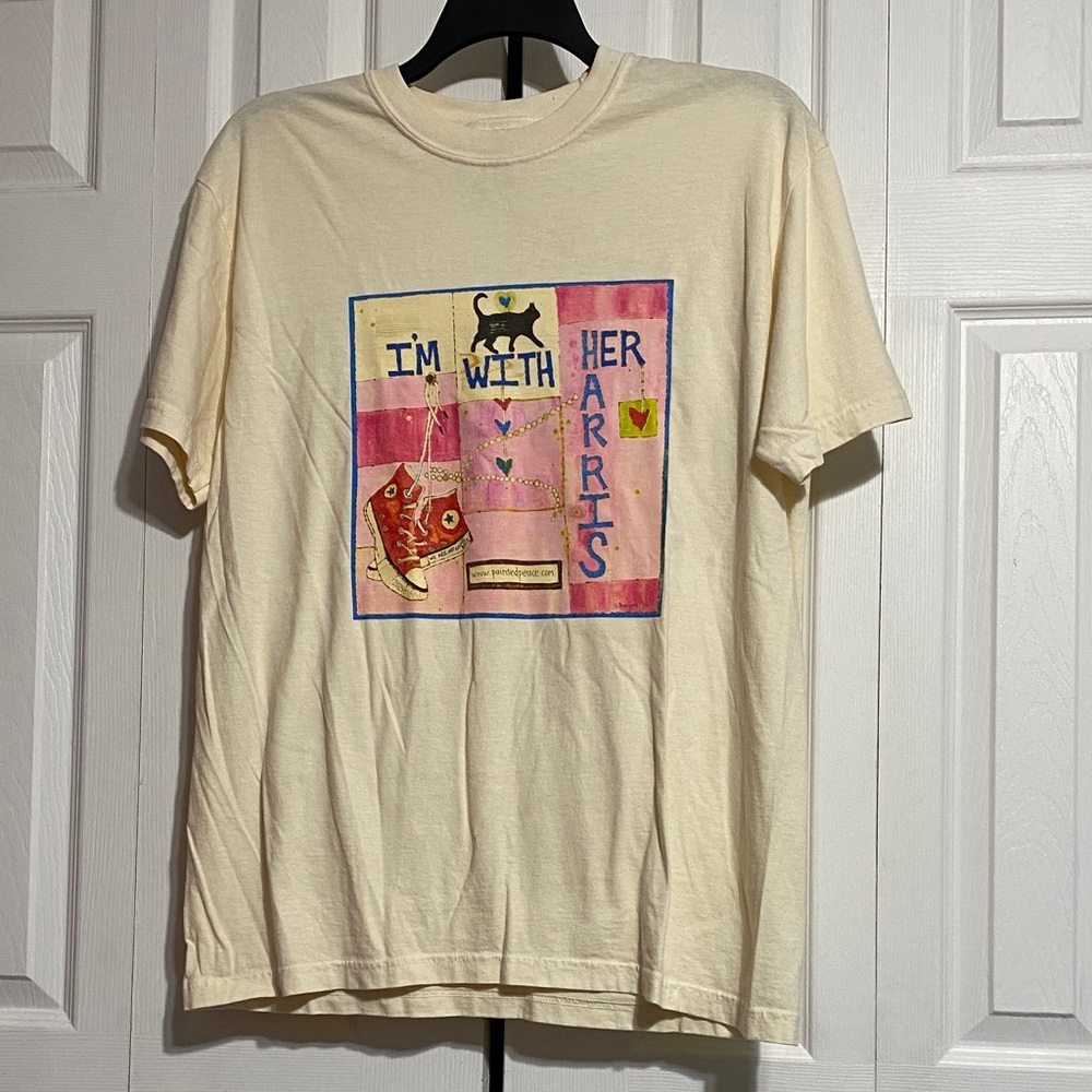 Comfort Colors cream I'm With Her cat Tee shirt top size LARGE